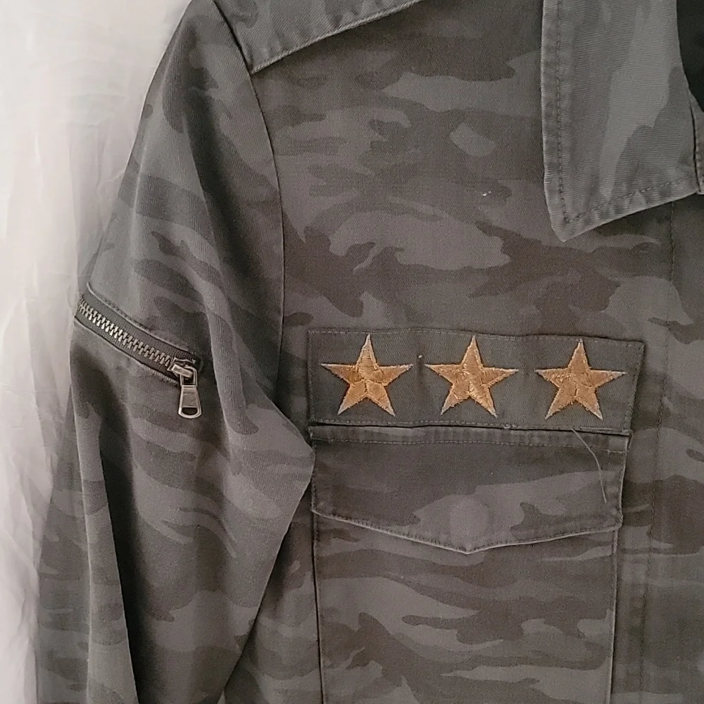 Willow & Clay Camouflage Sirt Jacket - Picture 3 of 8